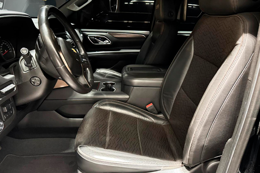 Chevrolet Suburban High Country